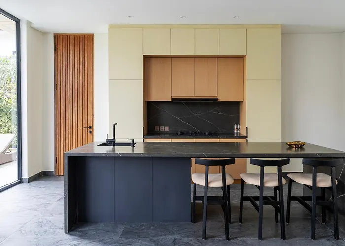 Trident-2 In Batu Bolong Changgu Apartment Canggu